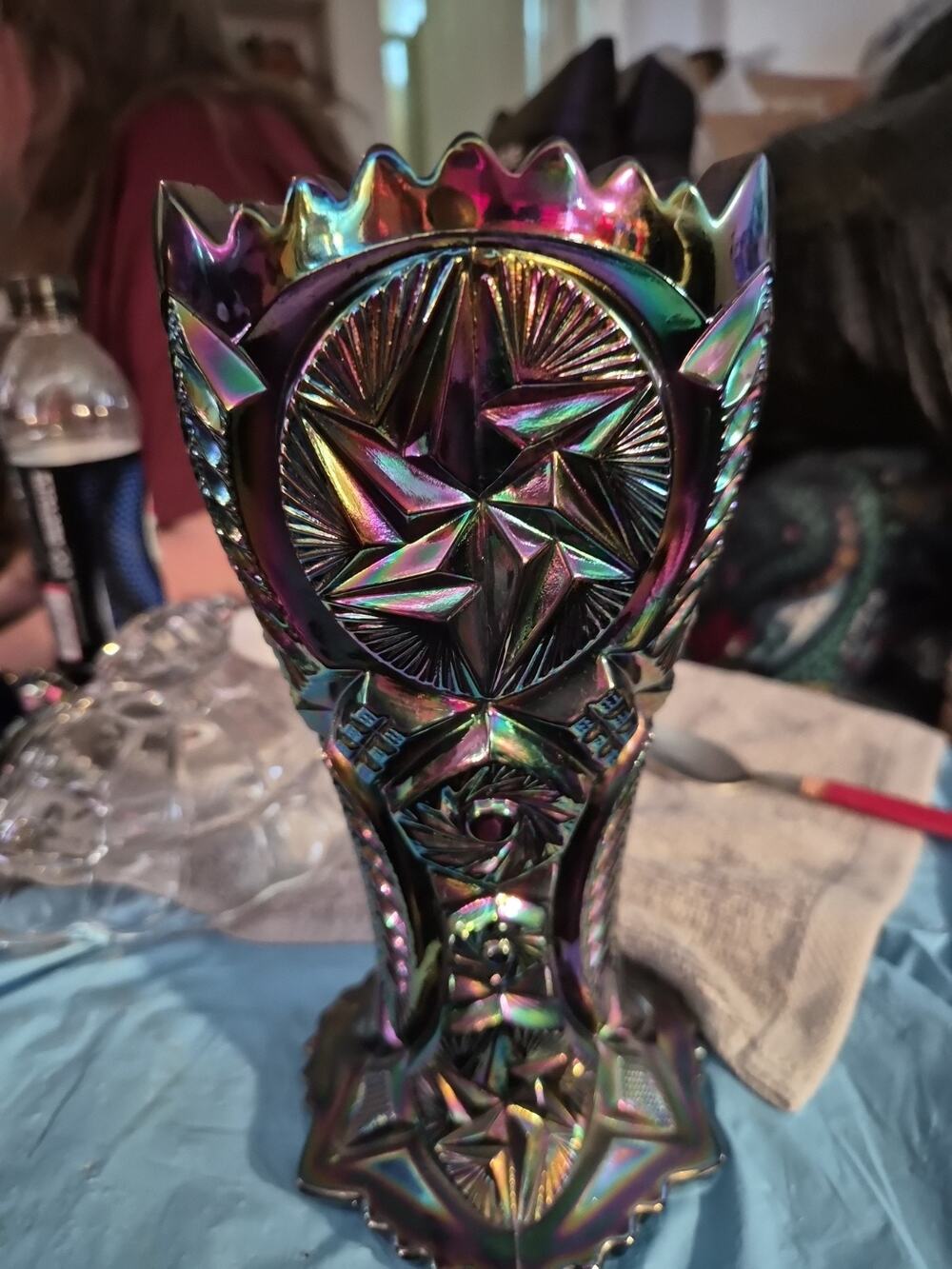Vintage LE Smith Nortic Ohio Star Vase In Black Amethyst Glass Has A...
